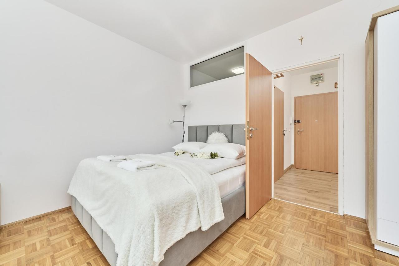 Apartments Wroclaw Legnicka By Noclegi Renters エクステリア 写真